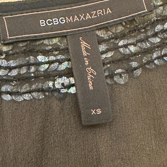 BCBGMAXAZRIA Sequin Fringe Top | Black Gold Silver Sparkle | XS - Picture 7 of 7